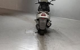 YAMAHA MAJESTY 125 SE27