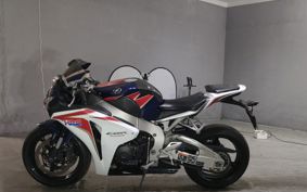 HONDA CBR1000RR 0104