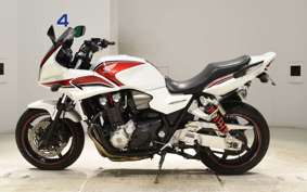 HONDA CB1300SB SUPER BOLDOR A 2011 SC54