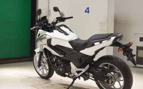HONDA NC750X 2017 RC90