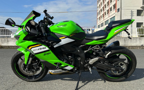 KAWASAKI NINJA ZX-4RR KRT ED 2024 ZX400P
