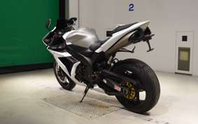 YAMAHA YZF-R1 2004