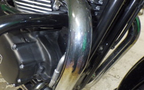 TRIUMPH BONNEVILLE T100 2013