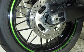 KAWASAKI Z900RS CAFE 2025 ZR900K