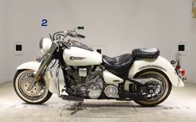 YAMAHA XV1600A ROADSTAR 2000