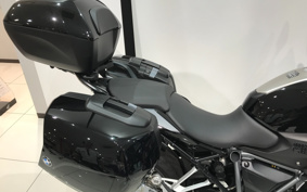 BMW R1250R 2024 0M71