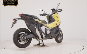 HONDA X-ADV 750 2025