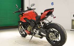DUCATI STREETFIGHTER V4 S 2023