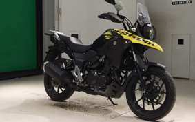 SUZUKI Vｽﾄﾛｰﾑ250 2010