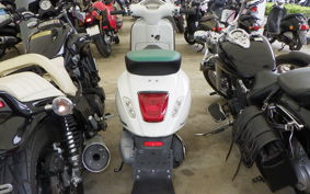 VESPA LX125 2013