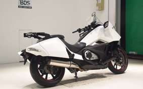 HONDA NM4 VULTUS -02 2014