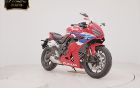 HONDA CBR650R E-Clutch 2025 RH17