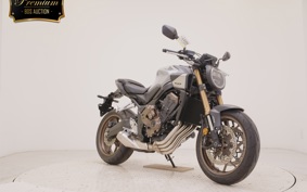 HONDA CB650R E-Clutch 2026 RH17