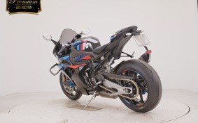 BMW M1000RR 2025