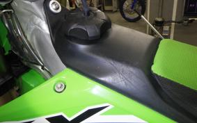 KAWASAKI KX250 KX252E