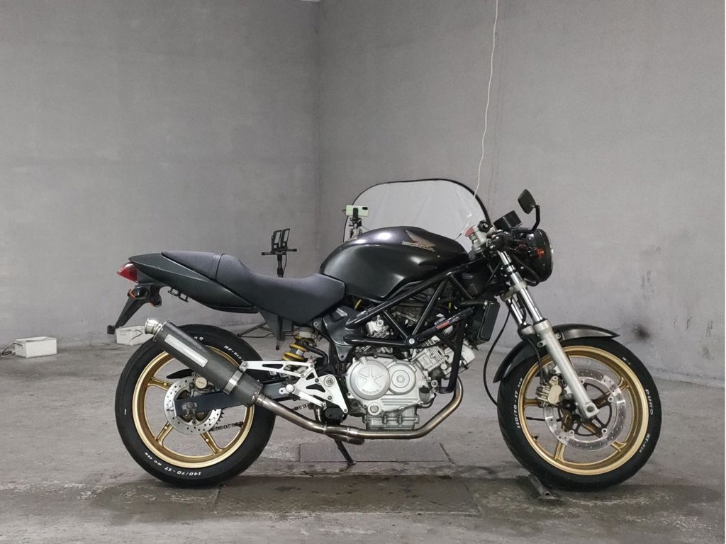 Фото Honda VTR 250 2002 с японского аукциона