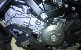 SUZUKI Vｽﾄﾛｰﾑ650XTA 2023 C733M