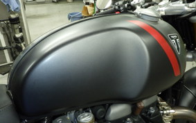 TRIUMPH THRUXTON 1200 RS 2021