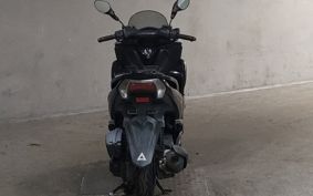 YAMAHA TRICITY 125 SE82J