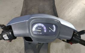 YAMAHA JOG POCHE SA08J