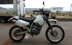 SUZUKI DJEBEL 250 SJ44A