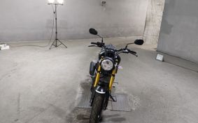 YAMAHA XSR125 RE46J