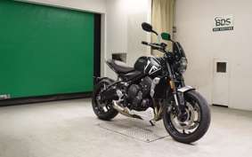 TRIUMPH TRIDENT 660 2022