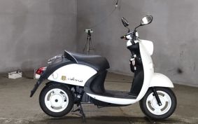 YAMAHA E- VINO  SY11J
