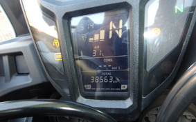 HONDA CRF1000L AFRICA TWIN 2016 SD04