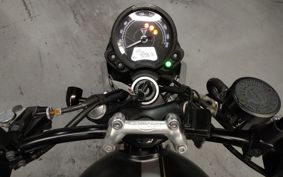 TRIUMPH TRIUMPH  STREET  TWIN 900 2021 DAD74G