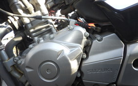 SUZUKI GSR250