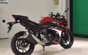 SUZUKI GSX250 R 2001