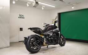 DUCATI XディアベルV4 2025