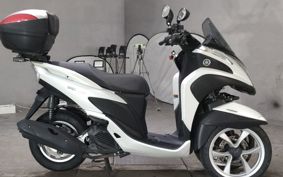 YAMAHA TRICITY 125 SE82J