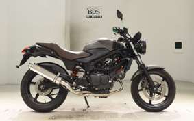 HONDA VTR 250 Gen. 2 2015 MC33