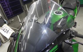 KAWASAKI NINJA H2 SX SE 2018 ZXT02A