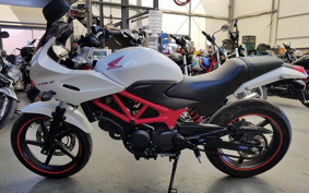 HONDA VTR 250 F MC33