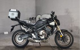 HONDA CBR650R E-Clutch 2024 RH17