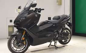 YAMAHA T-MAX 560 T 2025 SJ21J