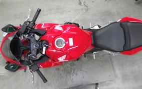 HONDA CBR650R E-Clutch 2026 RH17