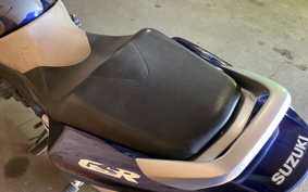 SUZUKI GSR 400 2009 GK7EA