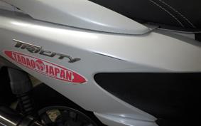 YAMAHA TRICITY 125 SE82J