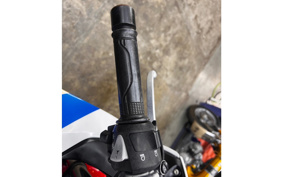 HONDA CBR250R MC41