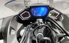 HONDA NM4 VULTUS -02 RC82