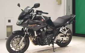 HONDA CB1300SB SUPER BOLDOR 2025 SC54