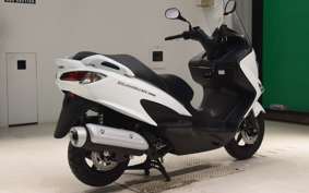 SUZUKI SKYWAVE 200 (Burgman 200)