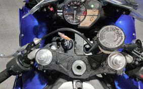 YAMAHA YZF-R1 2010 RN23