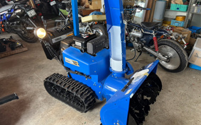 YAMAHA  SNOW BLOWER  MACHINE 