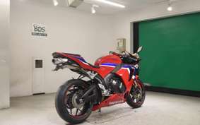 HONDA CBR600RR 2024 PC40