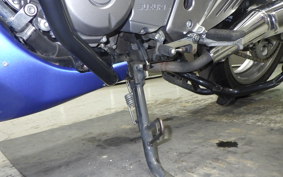 SUZUKI GSR250S